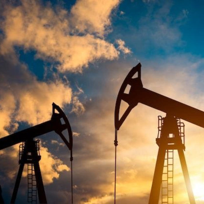 Industrial Pitch Oil Manufacturers in Pune by Attaquant Catkem Trade LLP